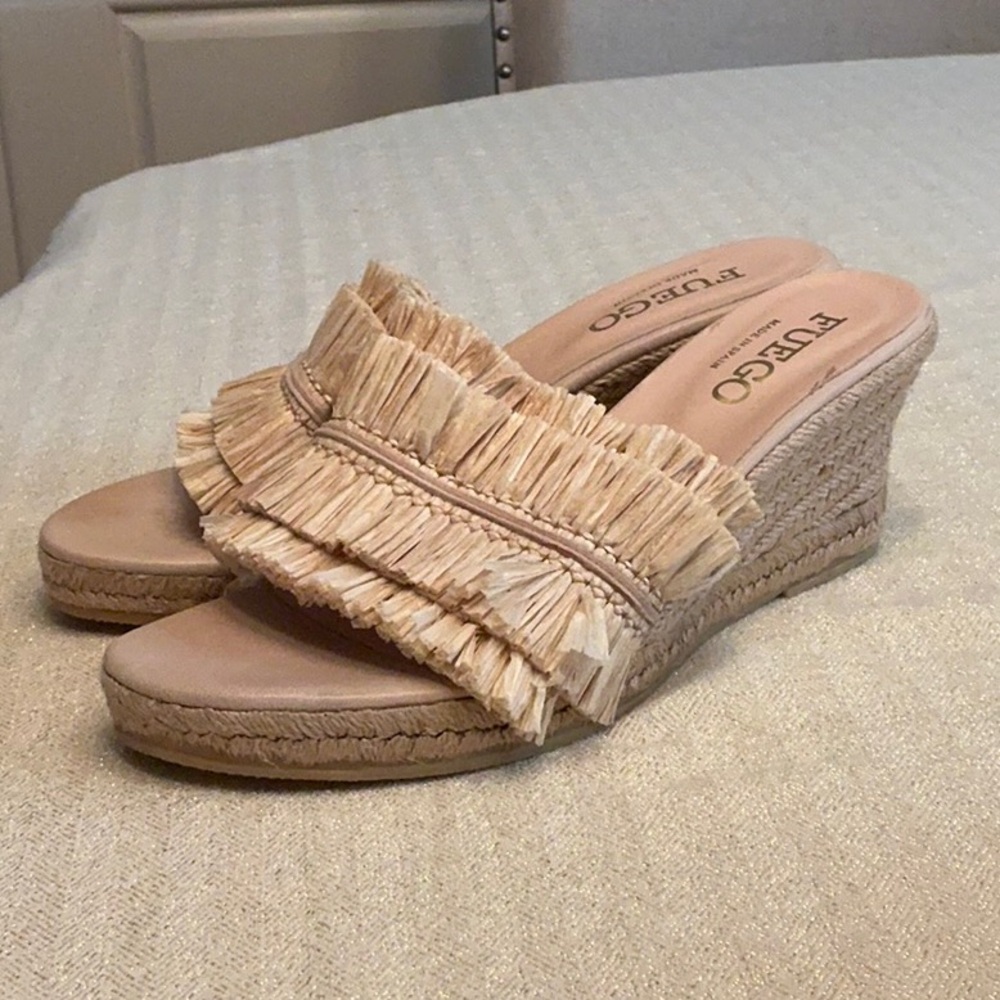 Resort Slide Wedges - Fuego Rafta Slides Size 39 US Size 8.5